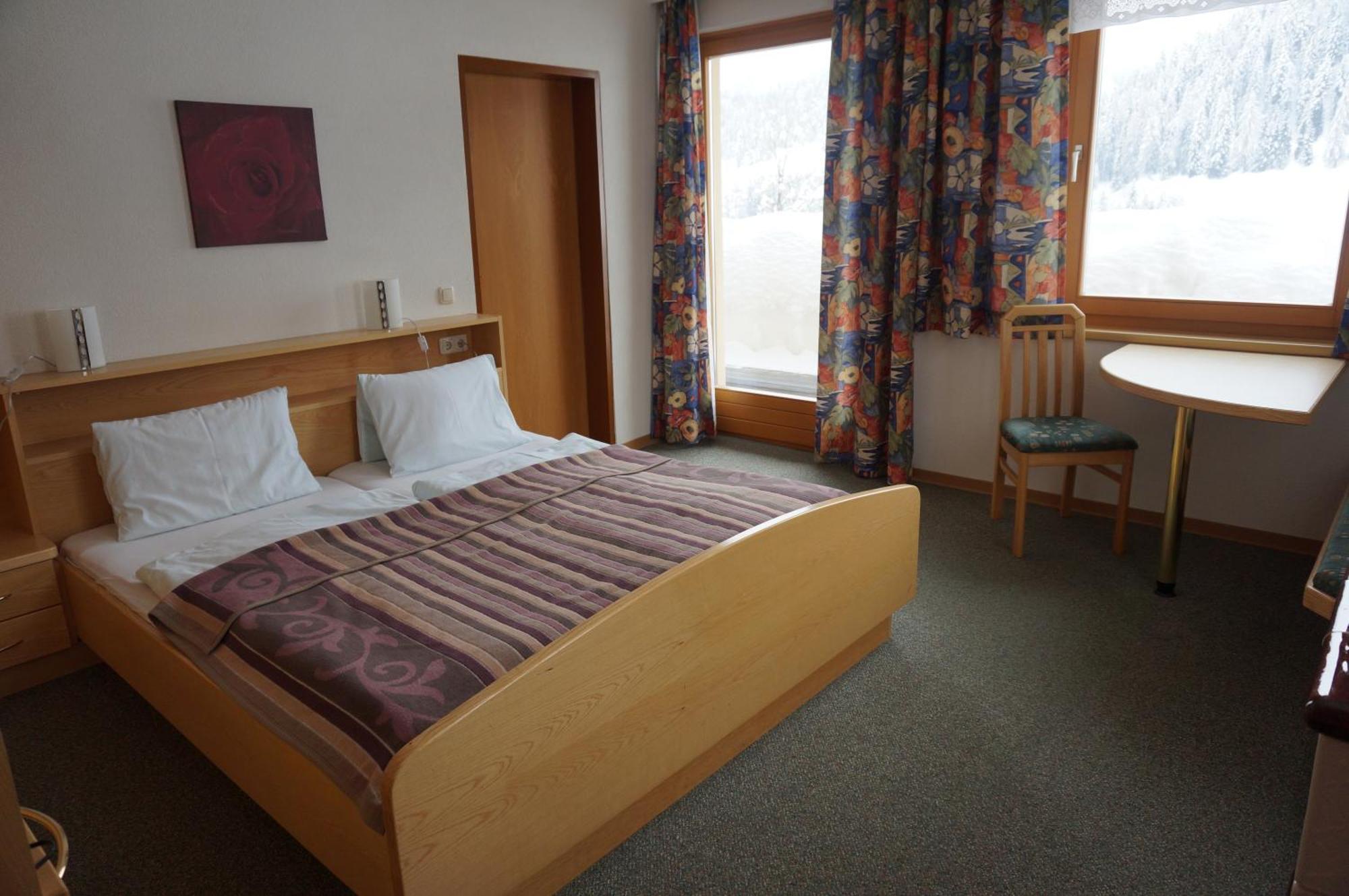 Gasthof Luggau Hotel Maria Luggau Room photo